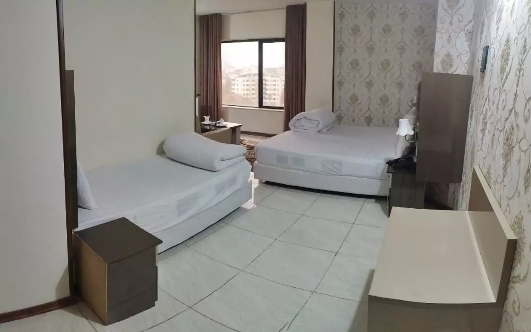 Alibaba https://cdn.alibaba.ir/ostorage/hotel-accommodation-images/67f23f4d31ce2147606d206b_سه تخته شهرو دریا.webp